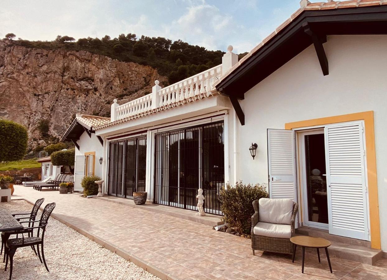 Casa Capricornio Bed and Breakfast Marbella Exteriör bild